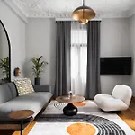 Il Conformista Casa Storica *